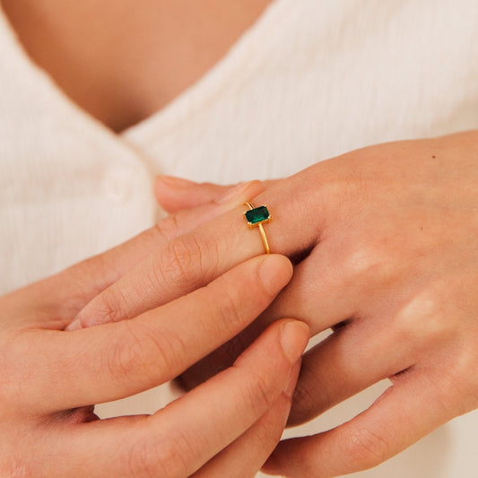 Vintage Emerald Diamond Engagement Ring