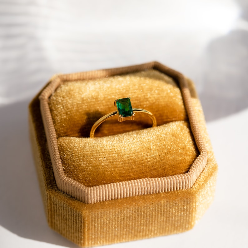 Vintage Emerald Diamond Engagement Ring