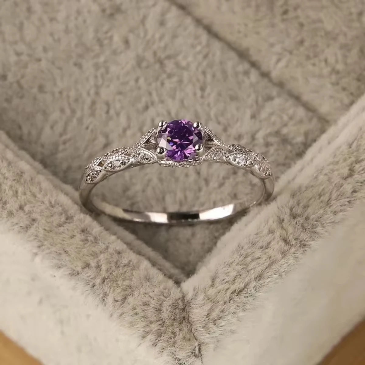 Silver light luxury style amethyst zircon women's ring European and American simple fashion gem temperament ring