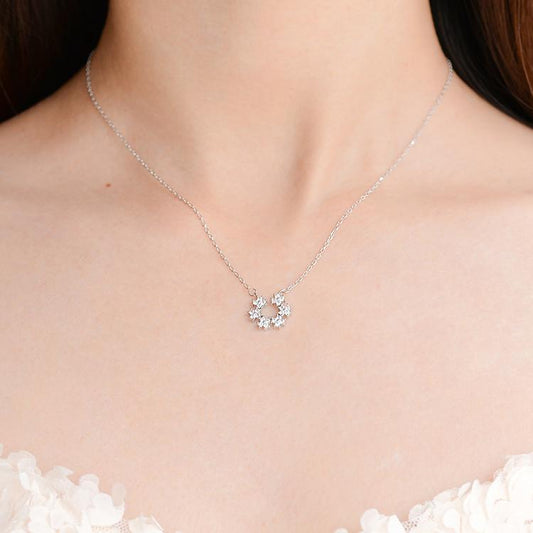 Women's Fashion Simple Sterling Silver Flowers Pendant Necklace